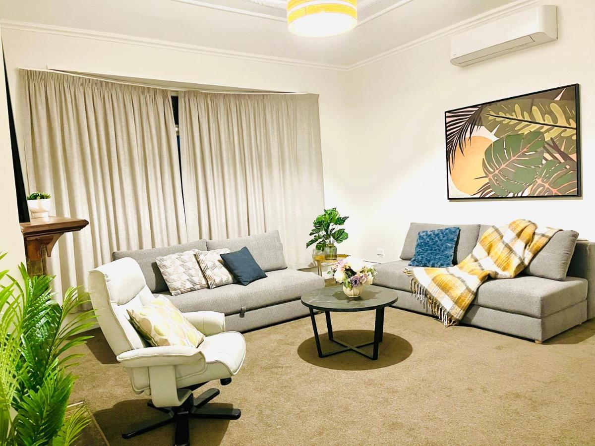 Luxurious Home Close To Beach Dunedin Luaran gambar